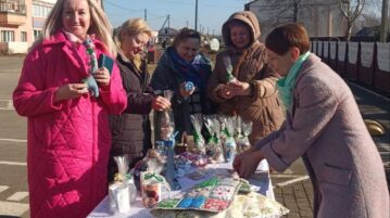 У Копыльского ТЦСОН прошла первая весенняя мини- ярмарка